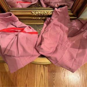 Figs scuba top and matching jogger pants